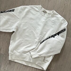 Yeezy Season 4 Calabasas crewneck. Gently worn. Super soft!